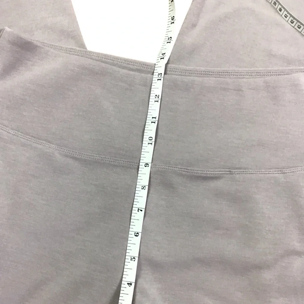 Athleta Seasoft Wide Leg Cropped Pants Size Large Tinsel Purple - Picture 11 of 11